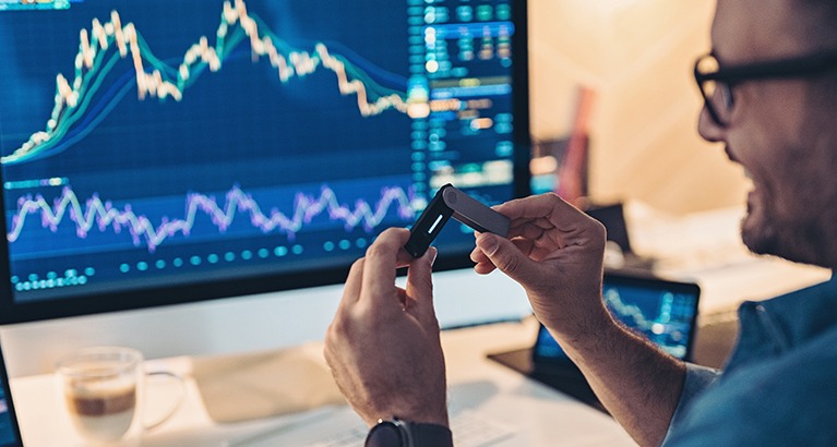 Exploring the Benefits of Using a Crypto Trading Leverage Tool